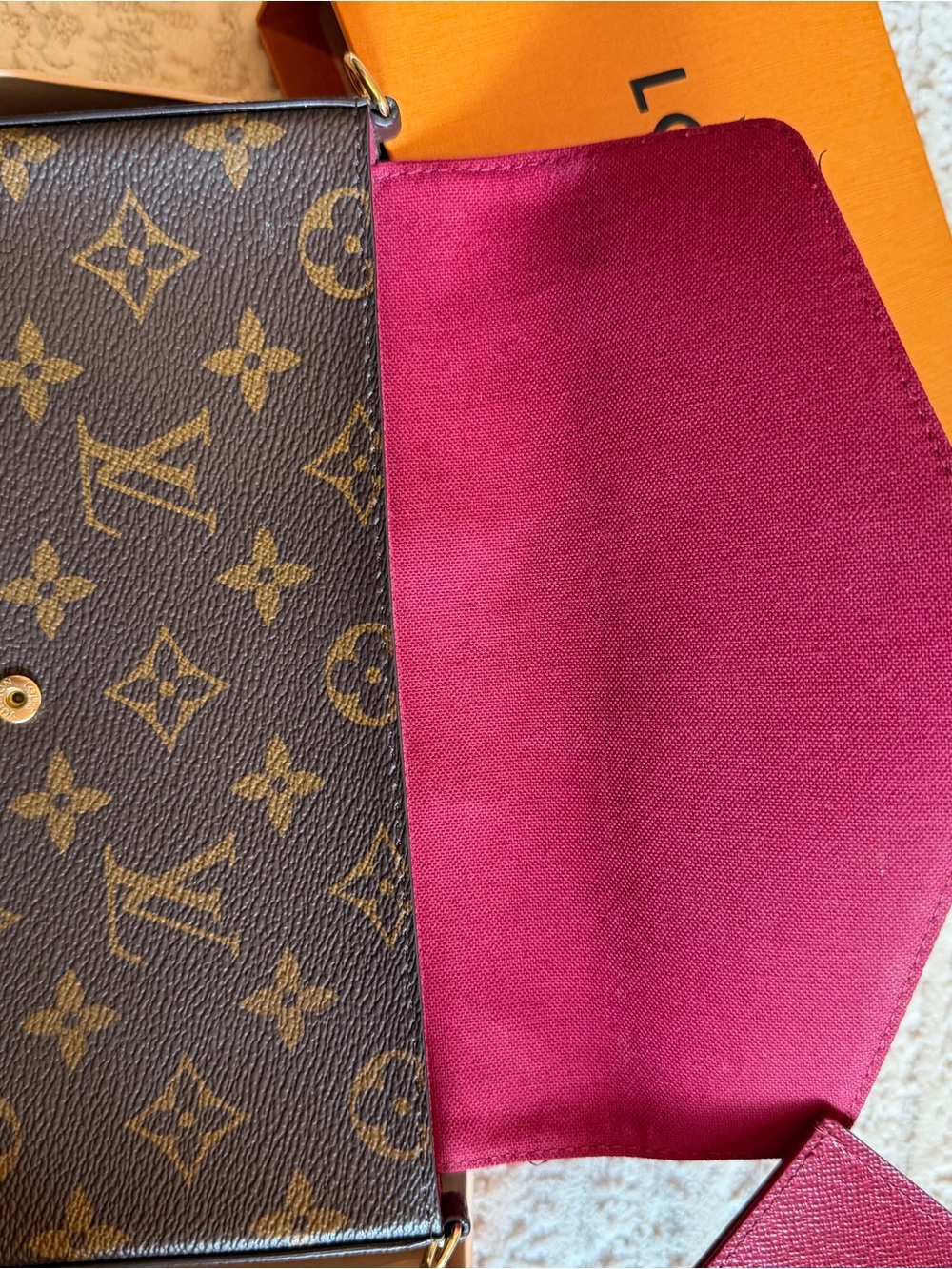Louis Vuitton Pochette Félicie Monogram Crossbody Bag - Picture 11 of 17
